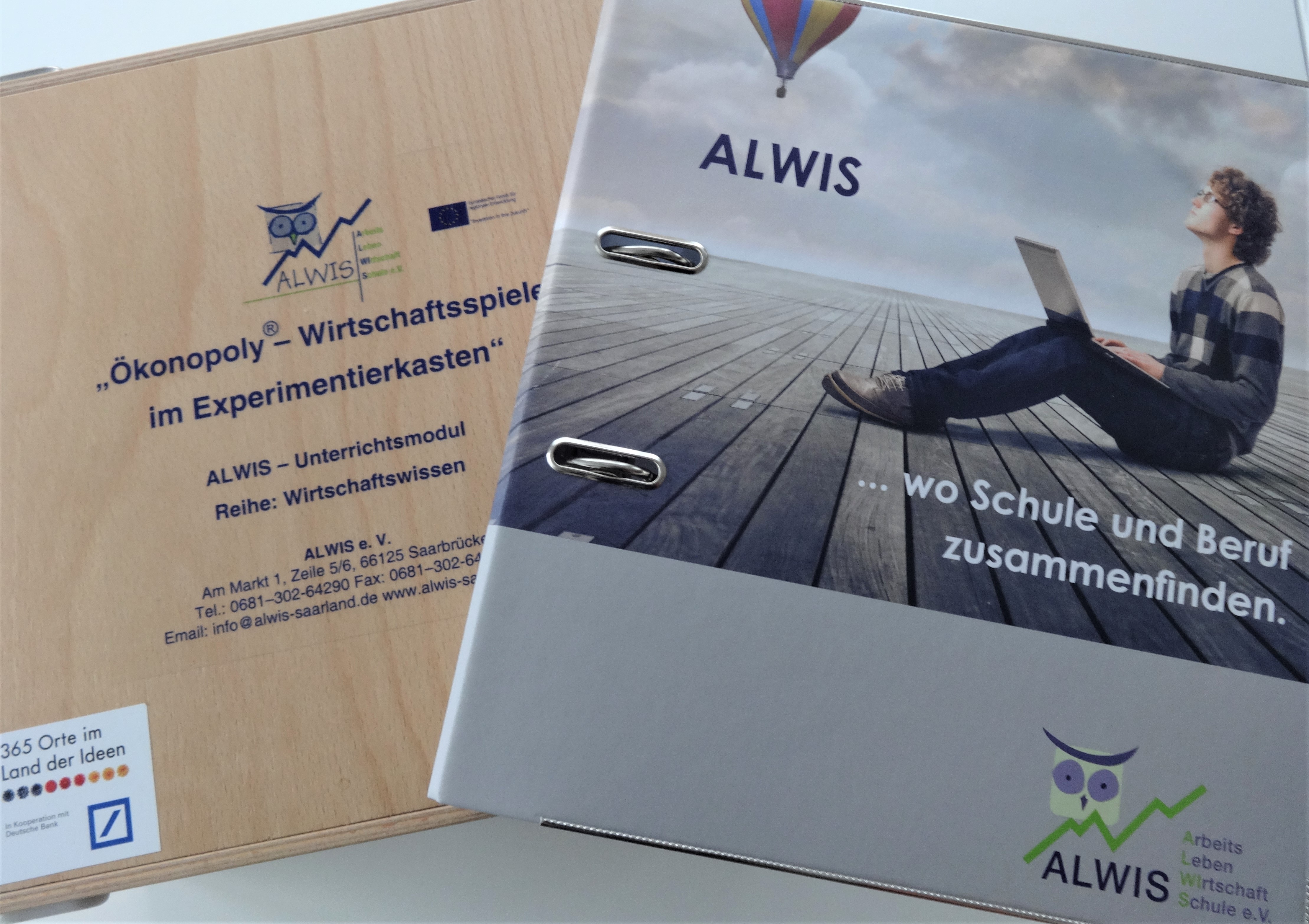 The ALWIS aims to provide schools with additional materials, projects, and events about business knowledge, career orientation and furthering the interest for STEM subjects.